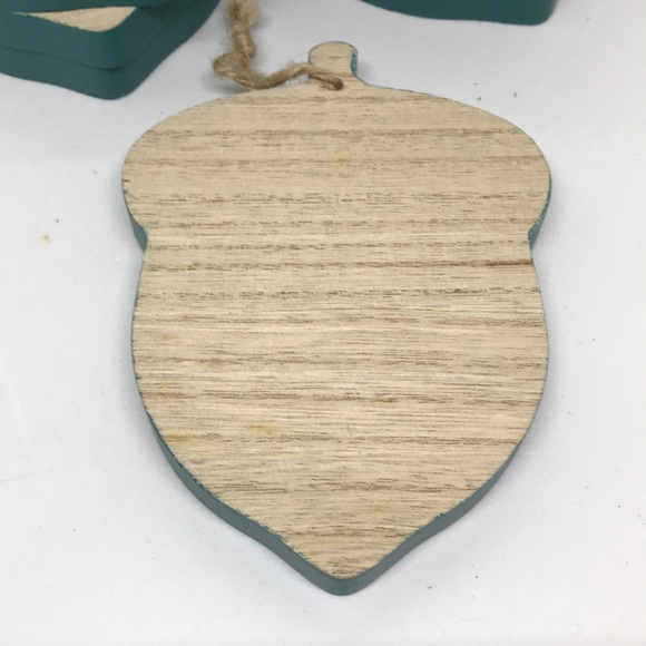 Ten Wood Acorns for Arts and Crafts + Special Bundle Offer - Picture 2 of 2